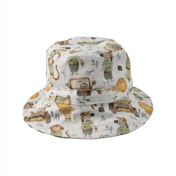 A wide brimmed bucket hat with a white background and a print showing a jeep and animal characters.