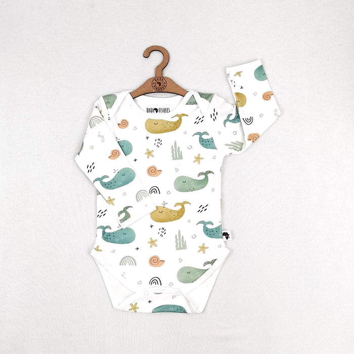 CLASSIC ONESIE - LS - WHALES ON WHITE - BABAFISHEES