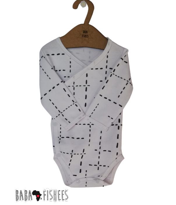 WRAP ONESIE - LS - WHITE WITH BLACK DASH LINES - BABAFISHEES